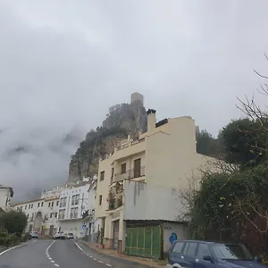 https://apartamentos-fuente-la-raja.es-andalucia.com